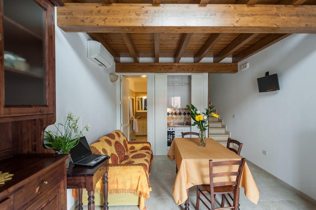 Tre Volte Belle Apartment Carpignano Salentino Exterior photo